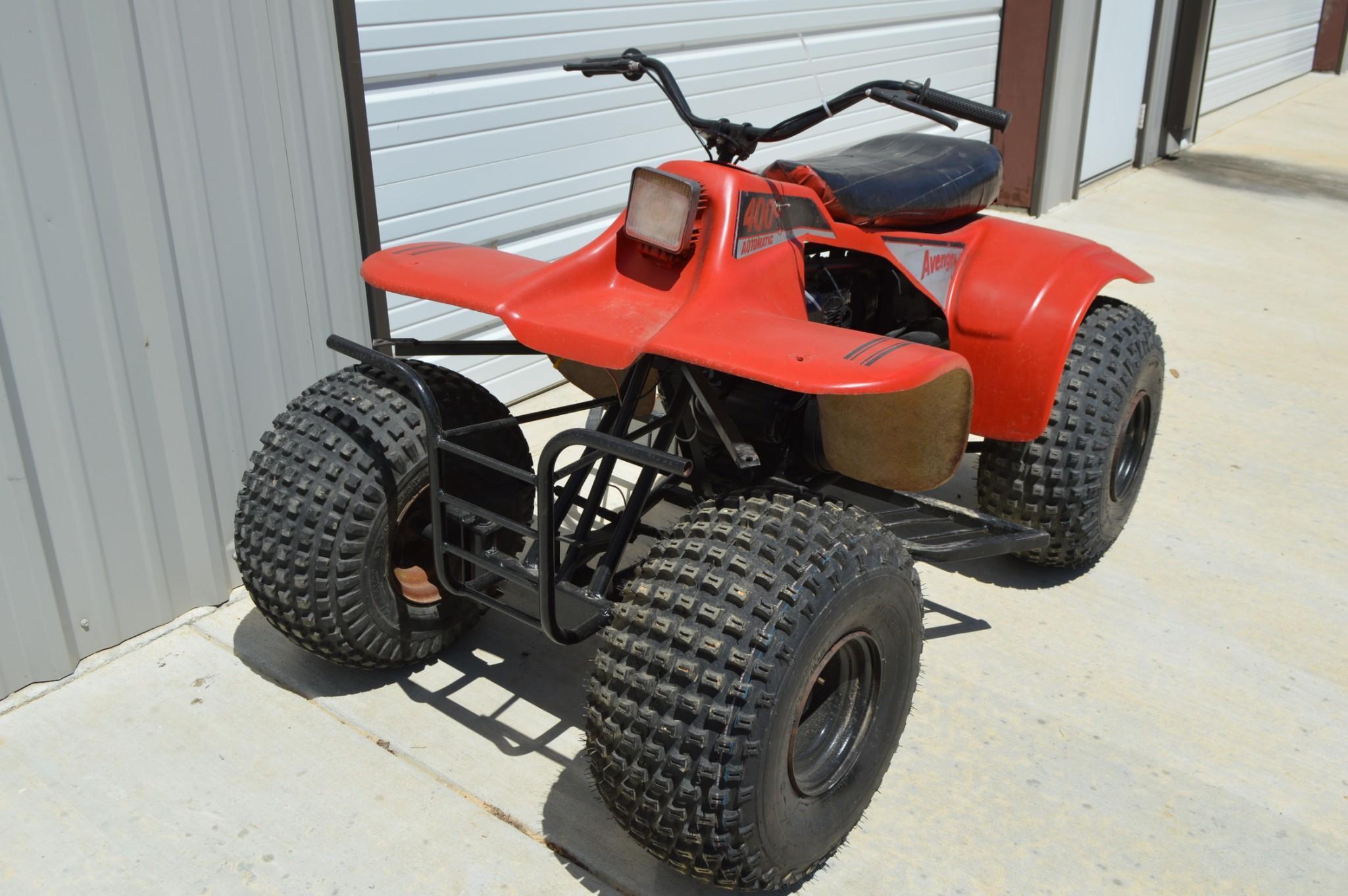 Avenger 400 4 Wheeler, Automatic, Gas