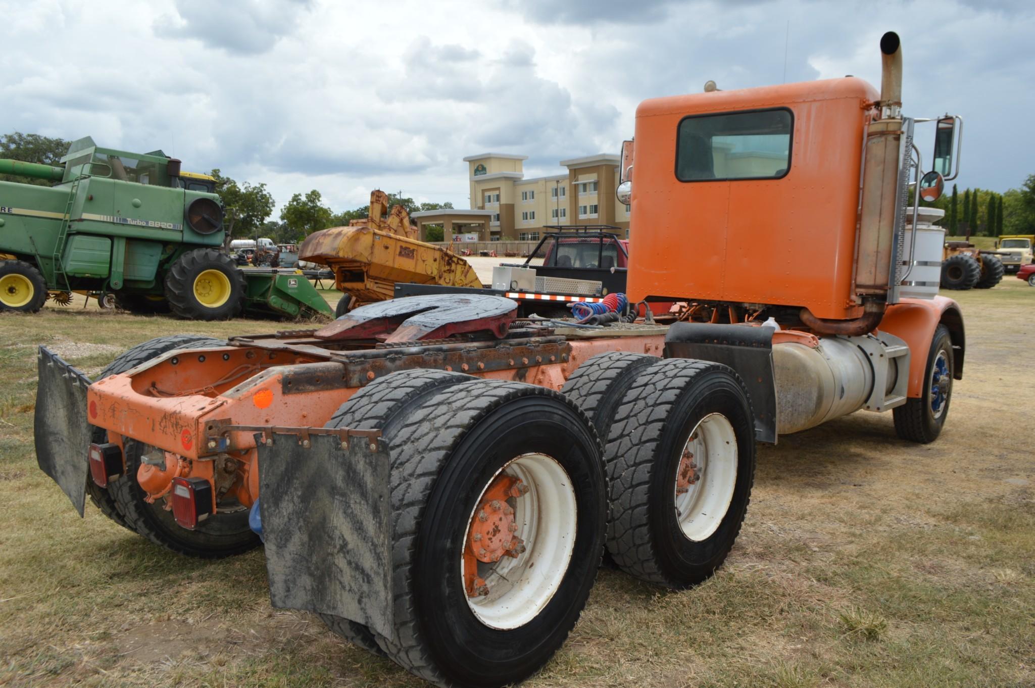 1990 Peterbilt Model 378, C13 Caterpillar Motor, Eaton Fuller 9 Spd Transmission