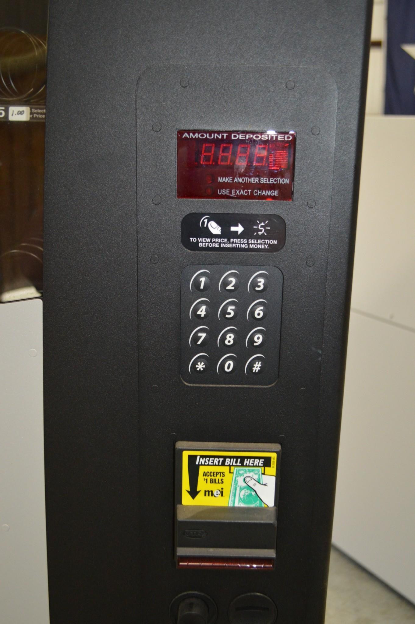 Futura Commercial Combo Vending Machine, Snacks and Drinks, 115V
