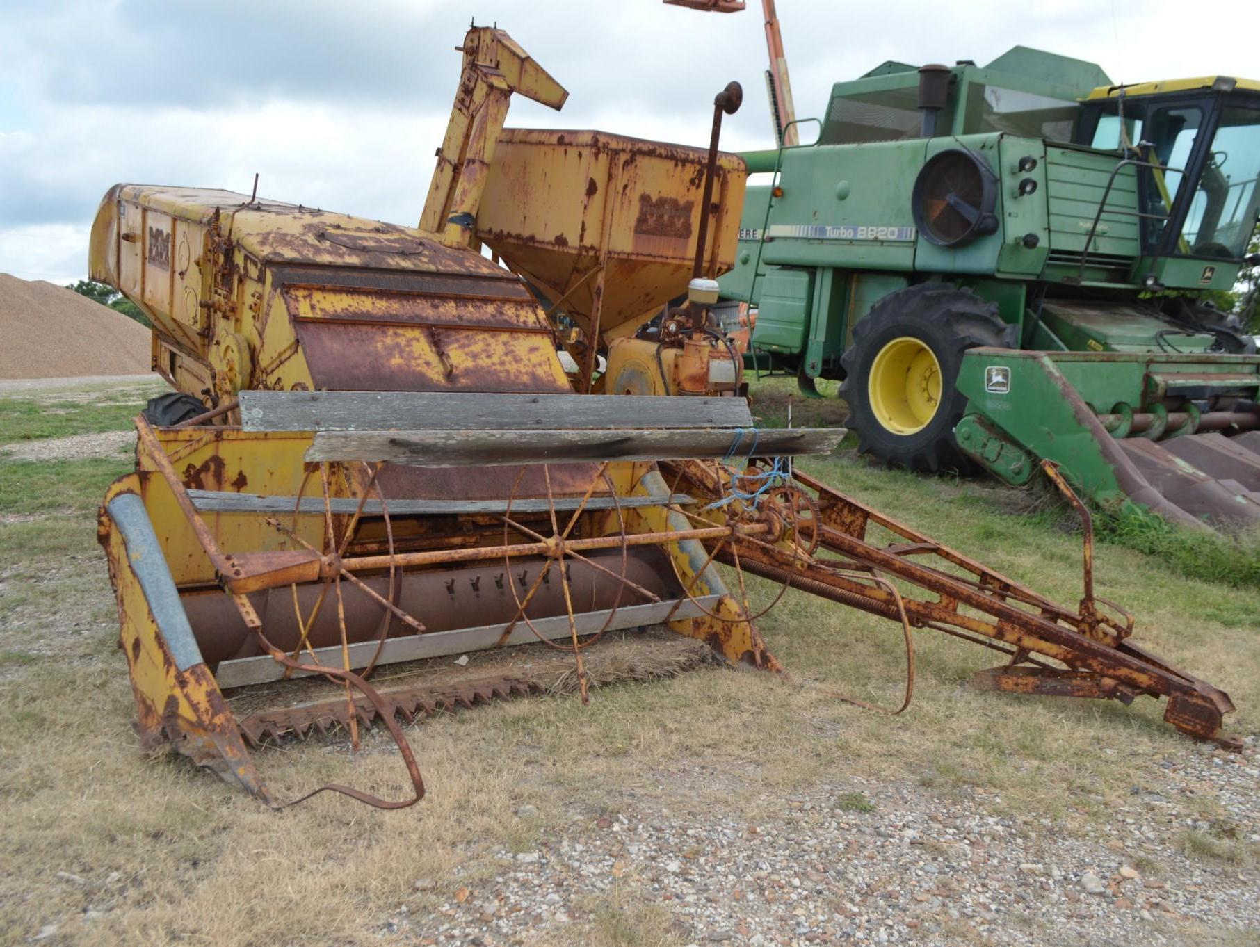 Minneapolis Moline Antique Combine