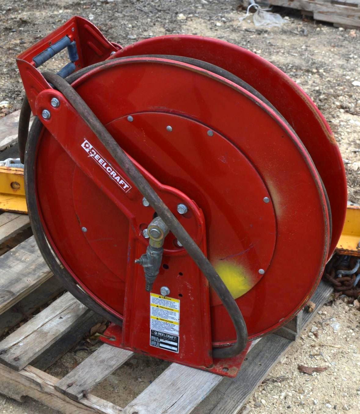 Reelcraft Industrial Air Hose Reel w/ 1/2" Hose