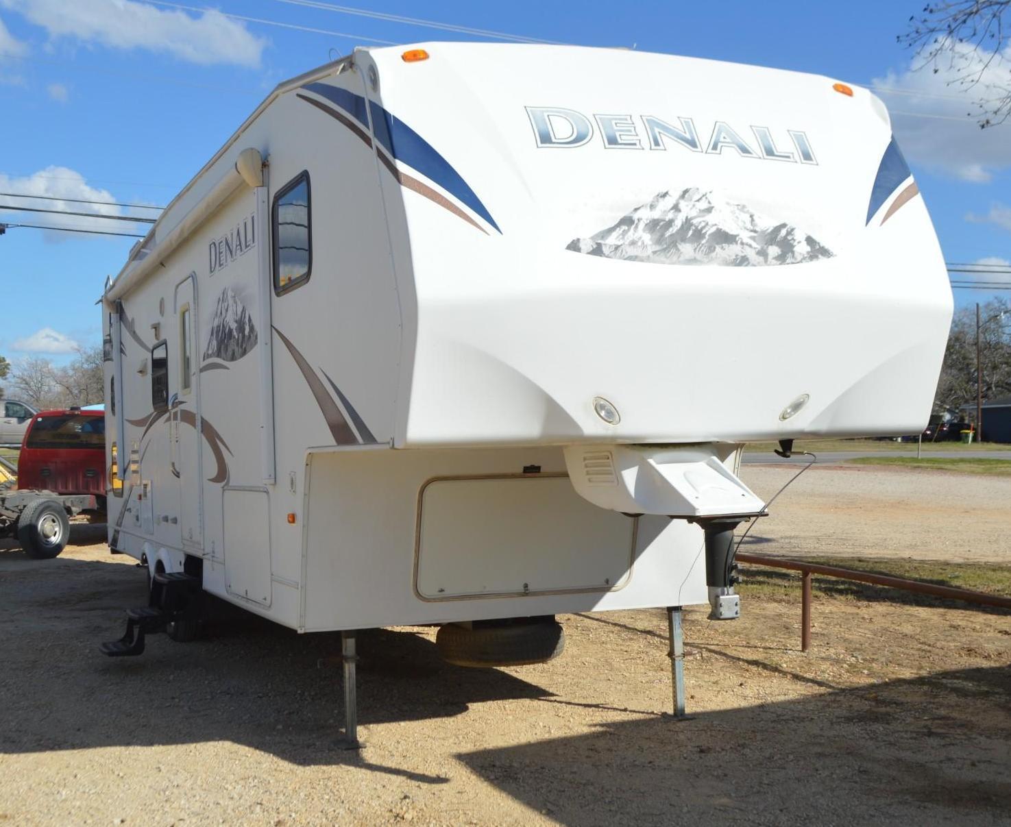 2009 Dutchmen Denali Camper RV Trailer *Title