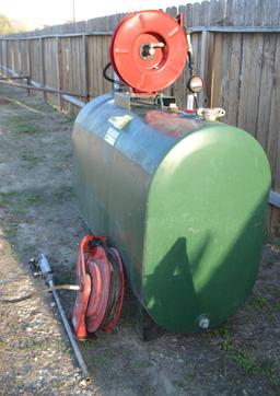 300 Gal Pee-Dee Oil Tank W/Pump & Hose Reel