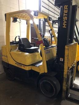 Hyster 70 LP forklift. Side shift, tilt, doh or mast, 6500 max cap