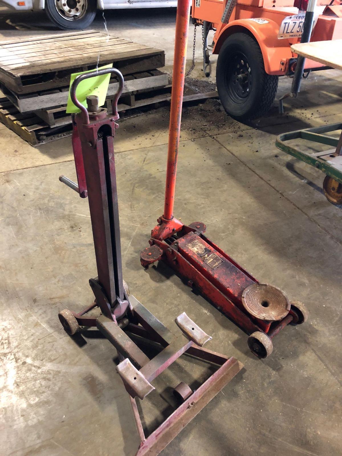 Kein Werner 2 ton jack and side load crank jack.