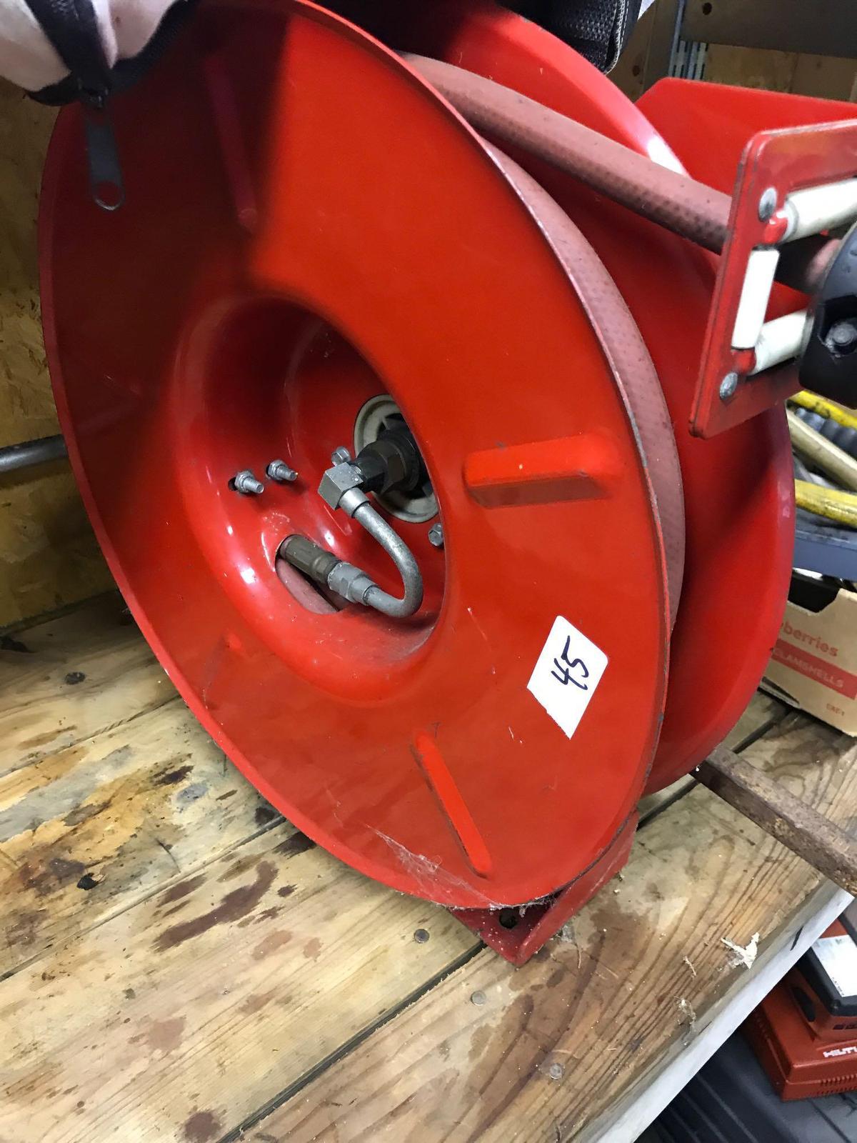 Hose reel, needs new end installed