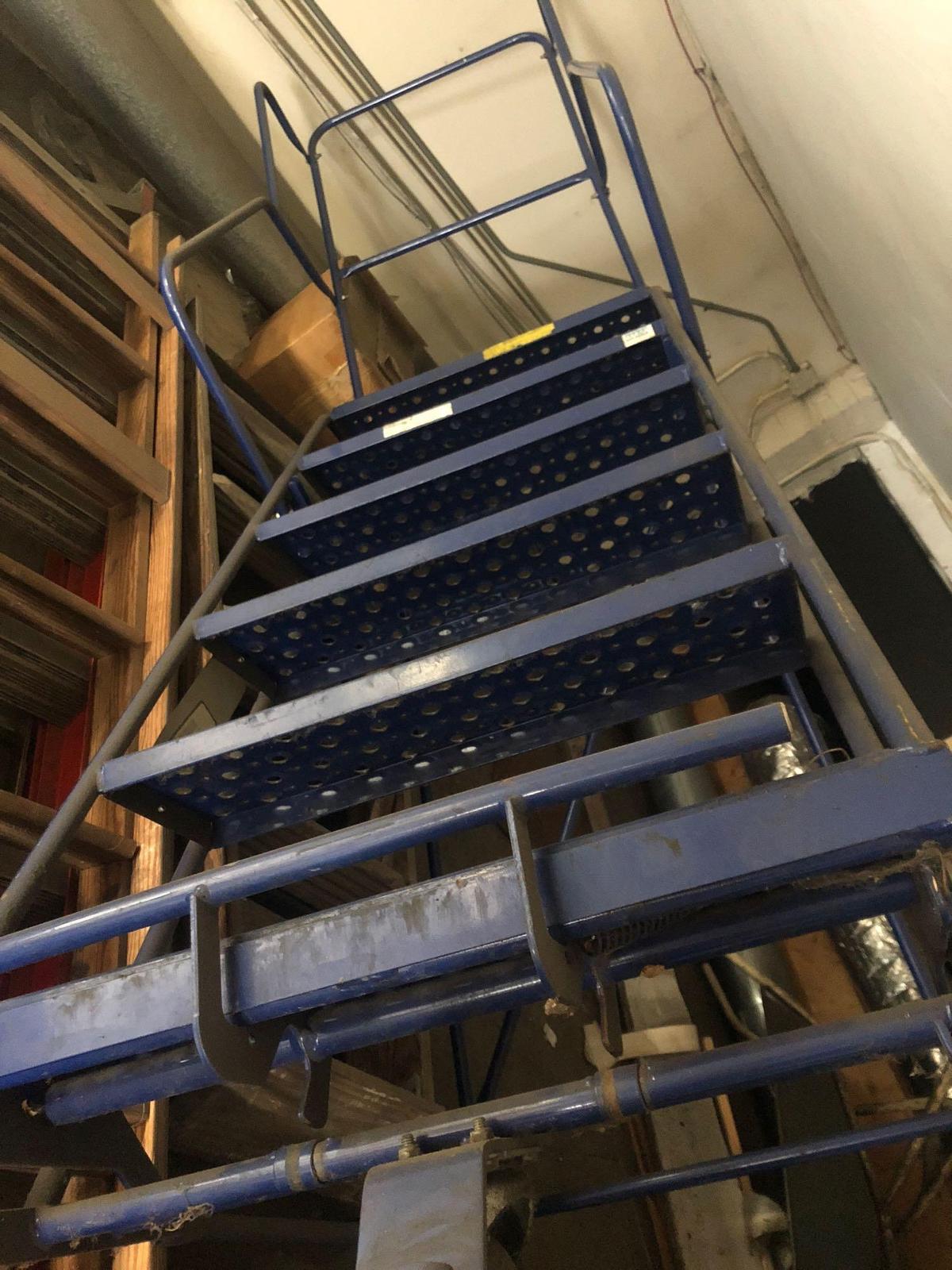 4 ft 5 in Industrial rolling ladder