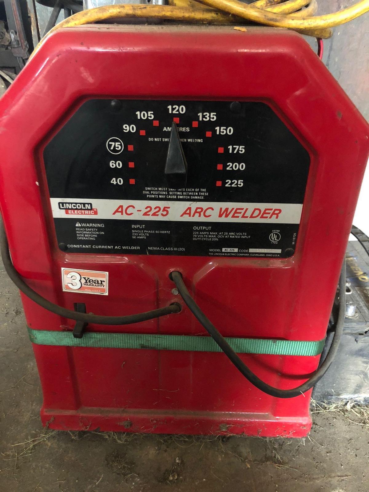 Lincoln Electric AC-225 Arc Welder