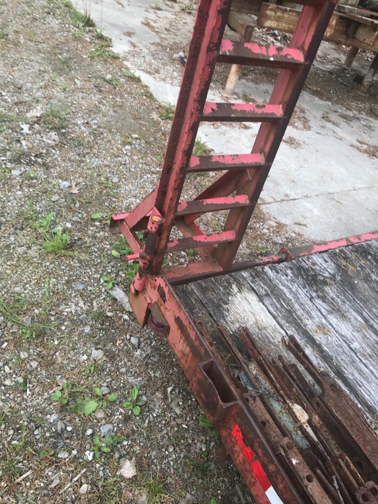 Cronkhite 2600 EUA Pintle Hitch Trailer Stand up ramps, Wood deck, Pintle, 2 axles. Electric Brakes