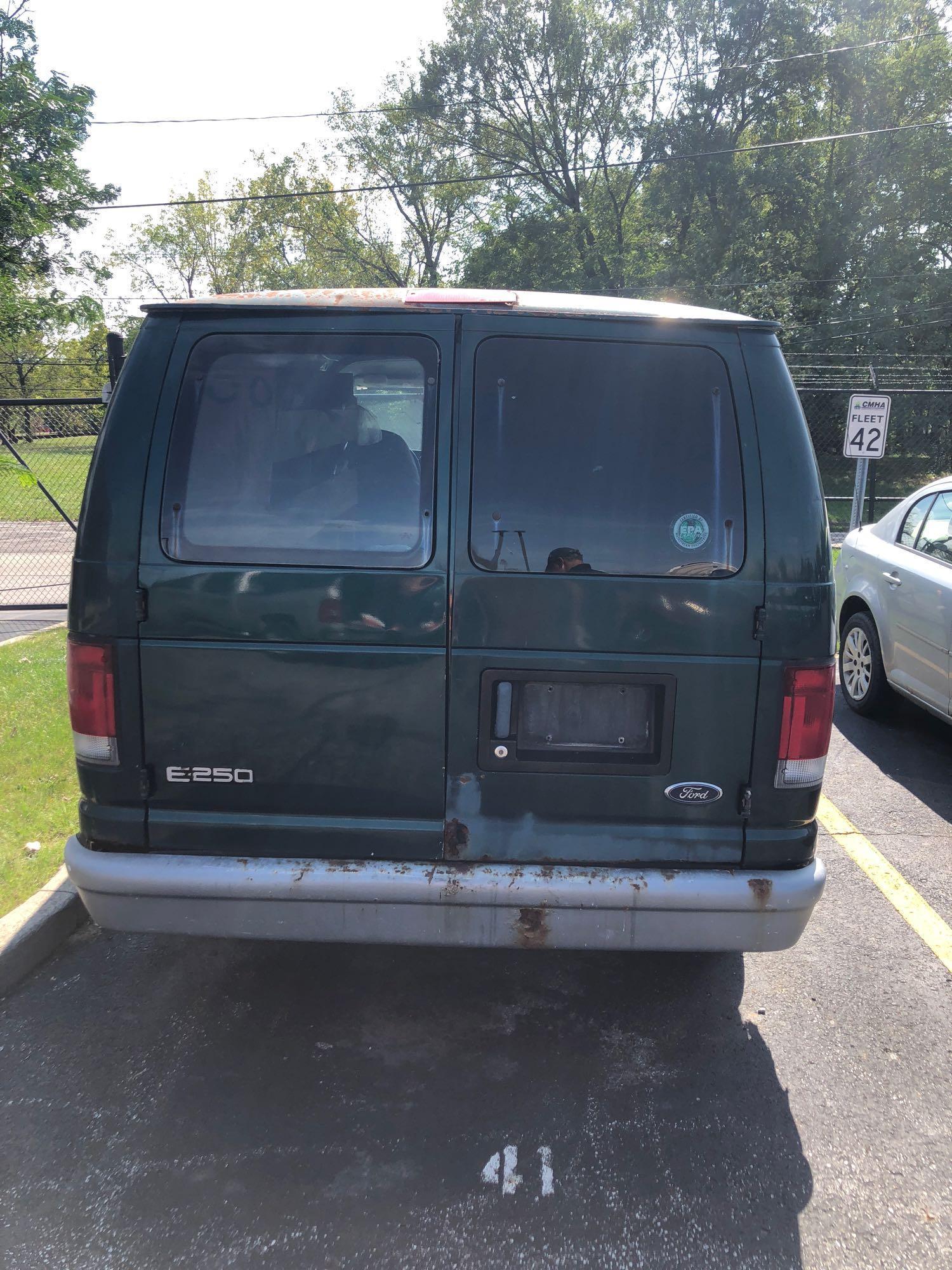 1999 E-250 Econoline Van (A15)