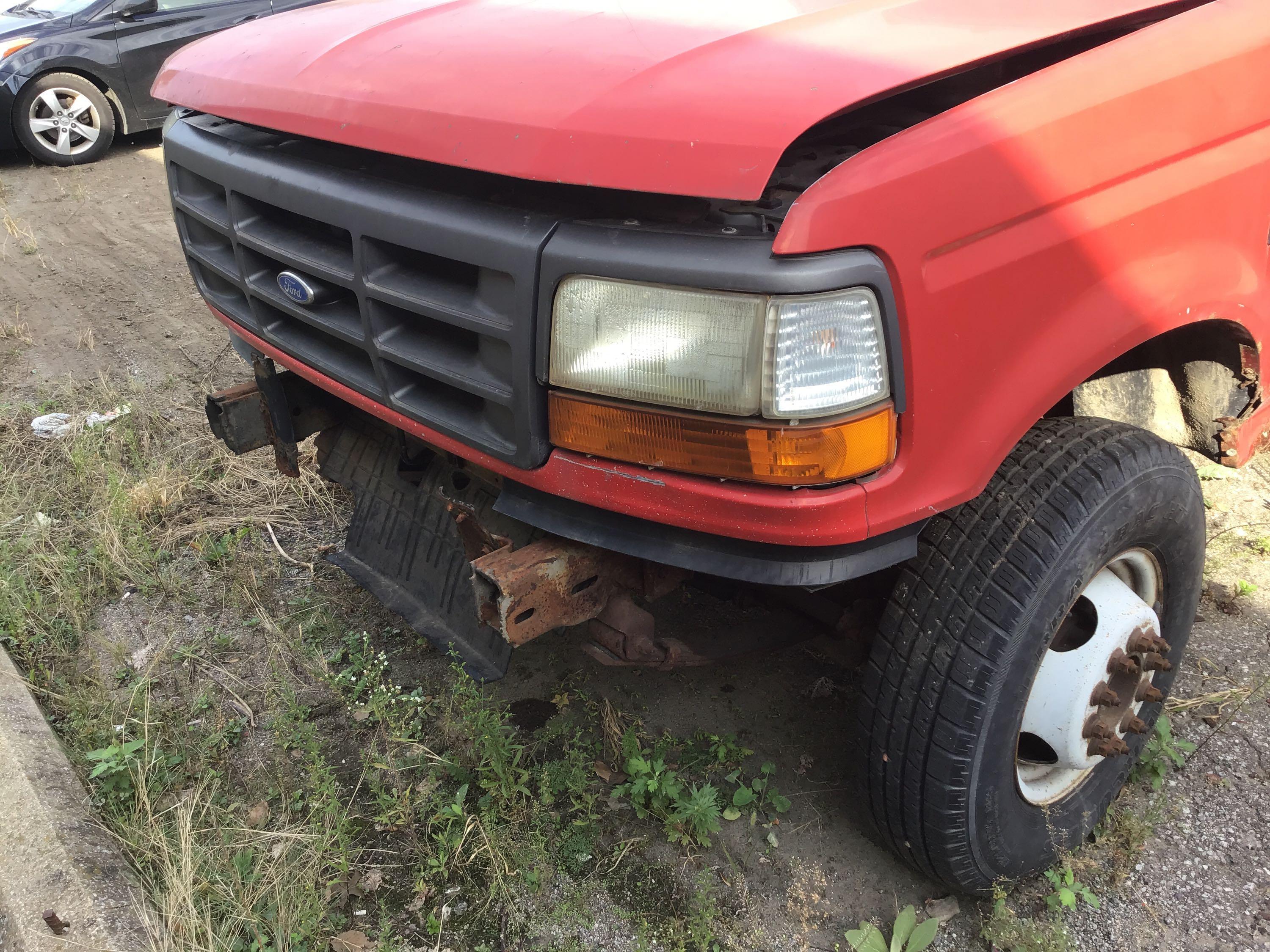 1992 Ford F 450 with stahl service body VIN #: 2fdlf47g3nca53793