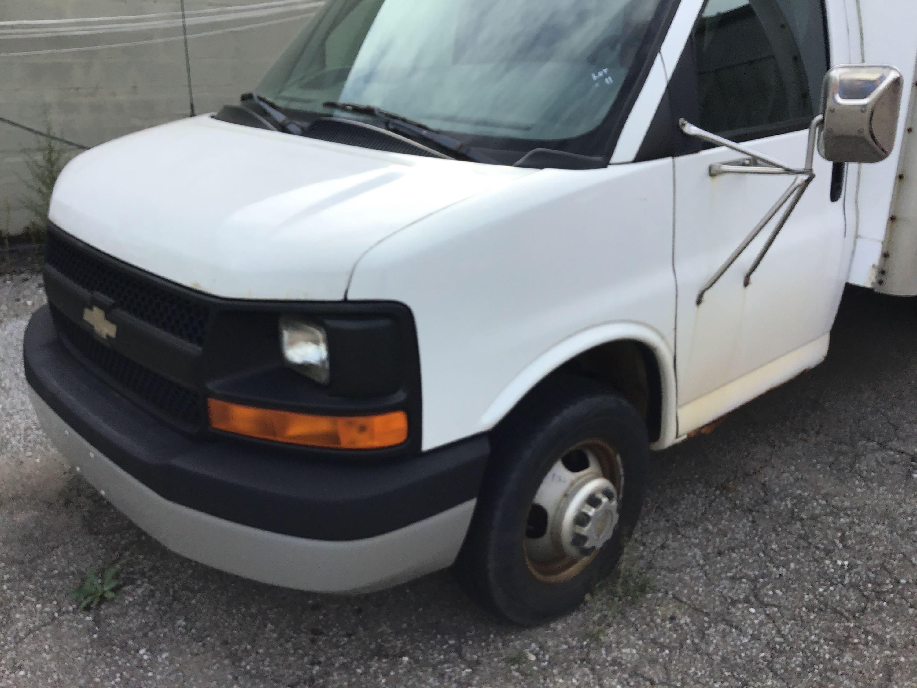 2003 Chevrolet Express box truck VIN #: 1gbjg31u831102636. Approx 180,000 miles