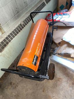 Dayton 215,000 BTU portable salamander heater