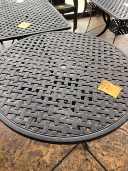 48 in diameter Outdoor Patio Table