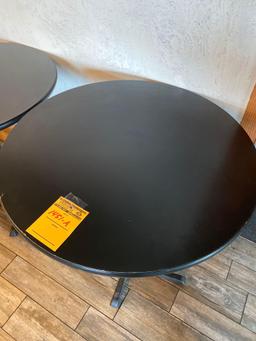 (1) 36 in diameter 41 in tall high top bar table