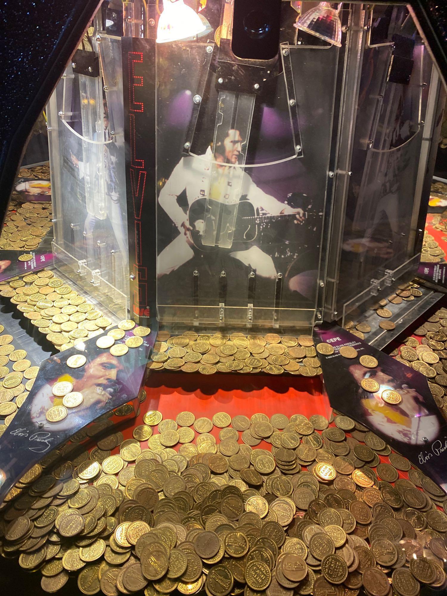 Elvis Live in Las Vegas 8 Player Coin Dispensing Game