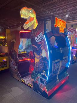 2019 Jurassic Park Dual Player Cabin Shooting Game.