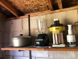 Cast iron pot, Juice extractor, food chopper,