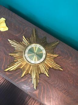 Vintage Mid Century Modern Turner Manufacturing Company...Sunburst Clock