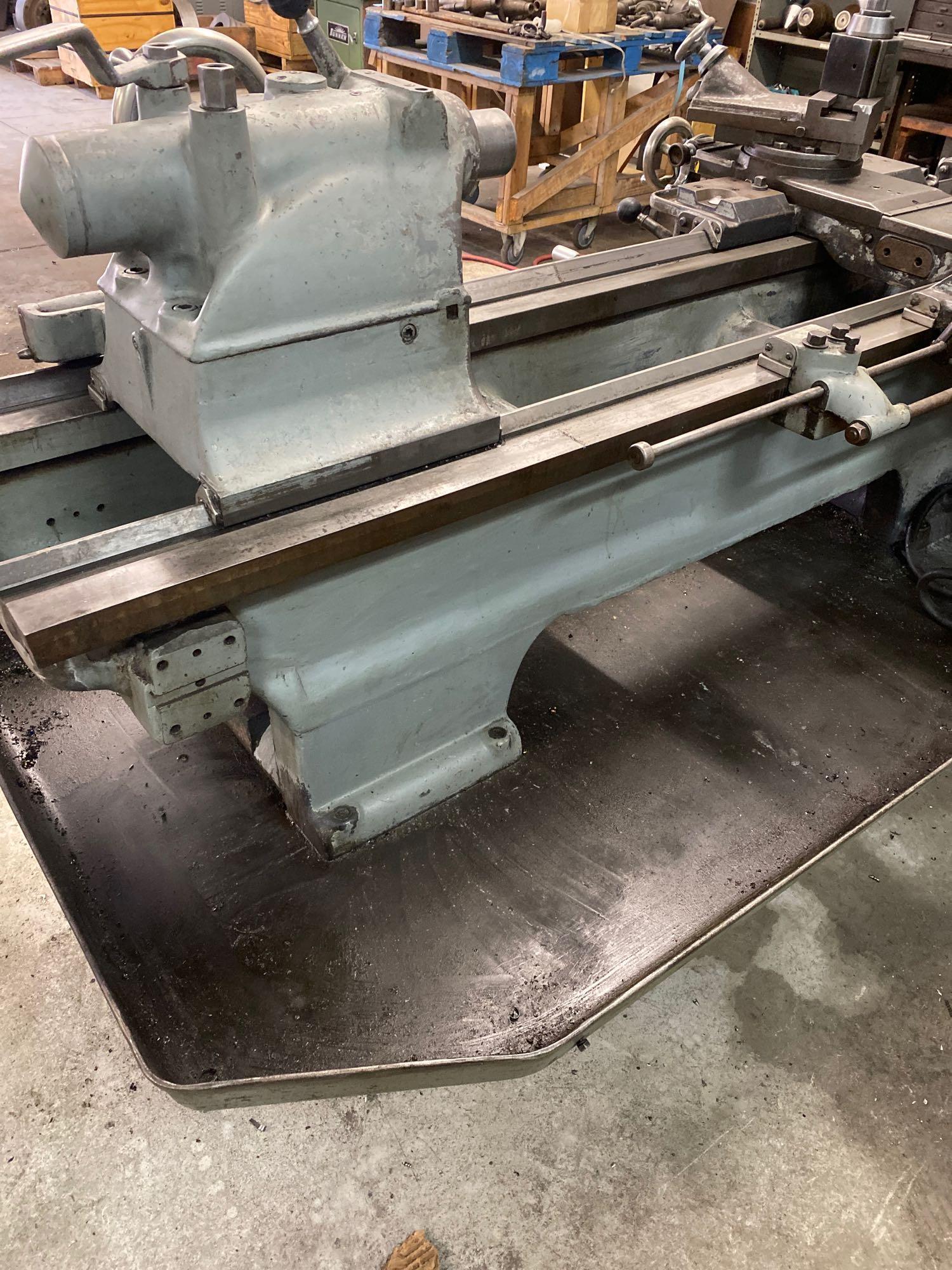 Axelson metal lathe, with 10ft bed, size W20, machine powers on and operates as expected