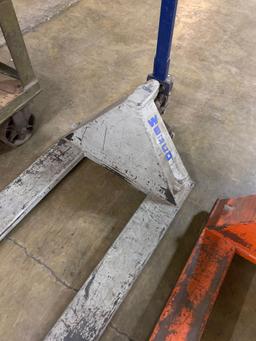 Wesco pallet jack, in working condition