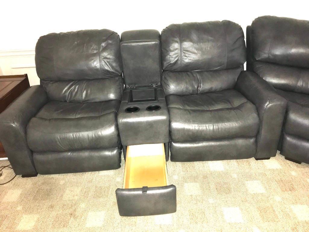 Smith Brothers Leather Sectional Couch in Excellent Condition