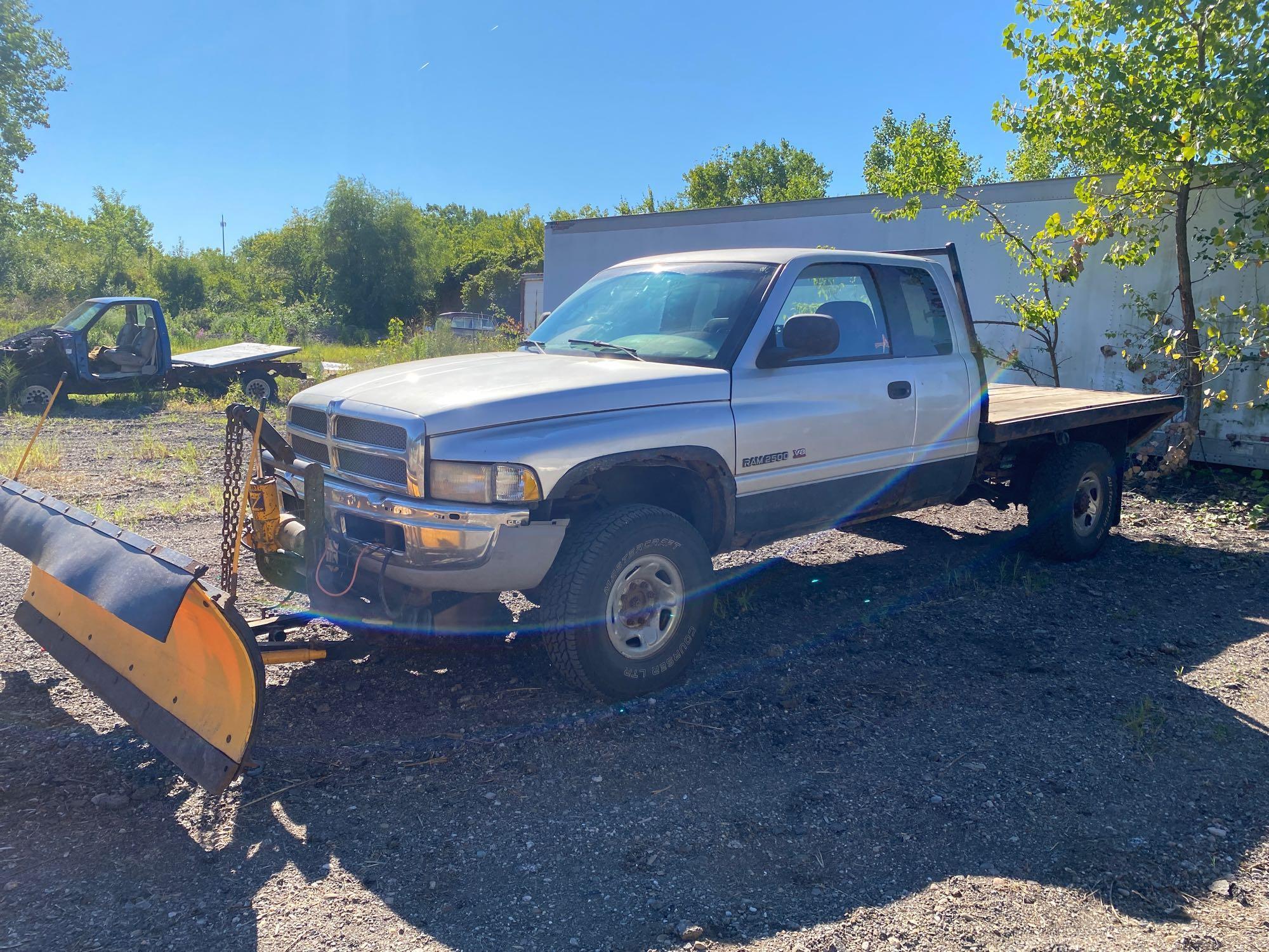 2001 Dodge Ram 2500 Plow Truck