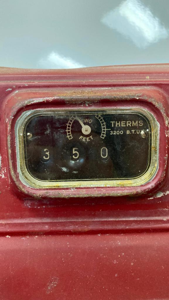 Vintage Red Metric Metal Works Erie Pa Gas Meter