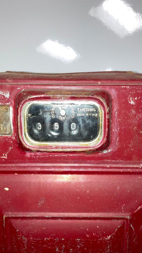 Vintage Red Metric Metal Works Erie Pa Gas Meter