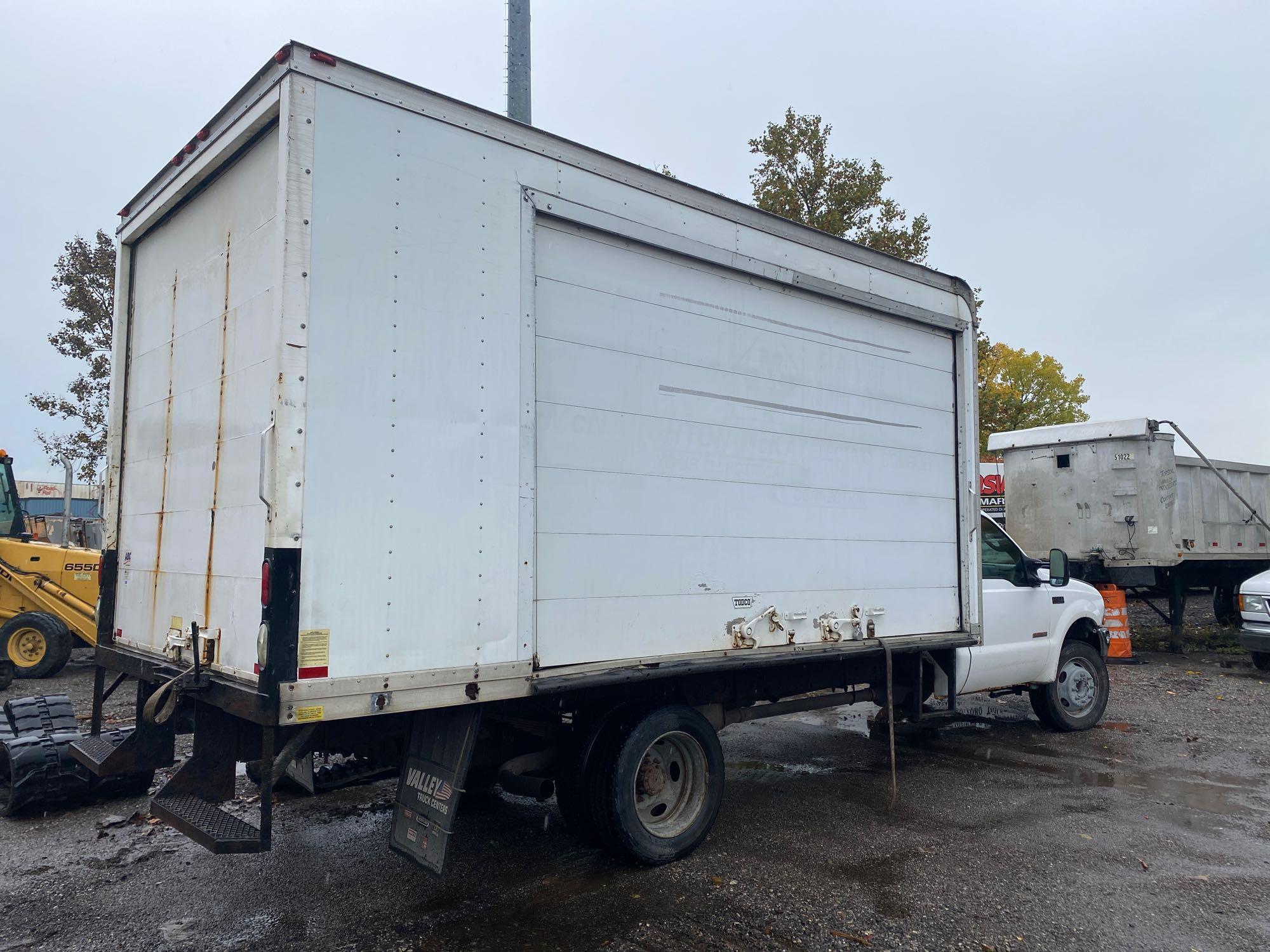 2004 Ford F-550 Diesel Box Truck