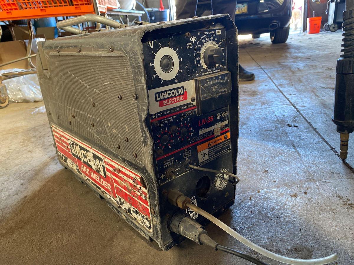 Lincoln Electric LN-25 Arc Welder