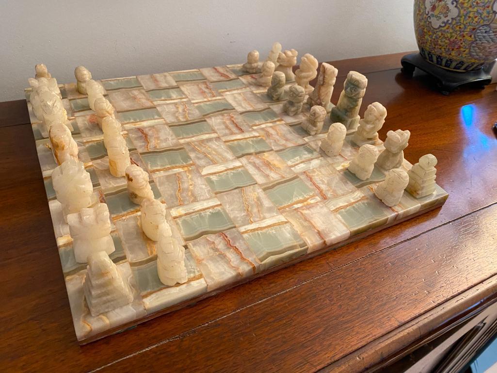 Beautiful Agate Chess Set