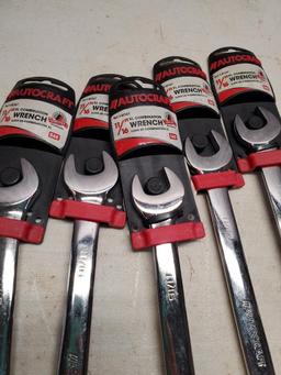 Approx 15 unused 11/16 combinations wrenches