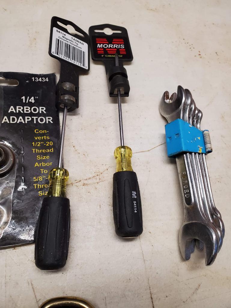 Chalklines, Carabiners, screwdrivers, clamp and more