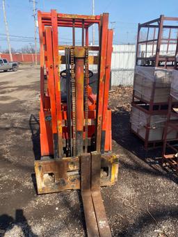 Allis Chalmers ACC30-L Dual Mast LP Forklift.