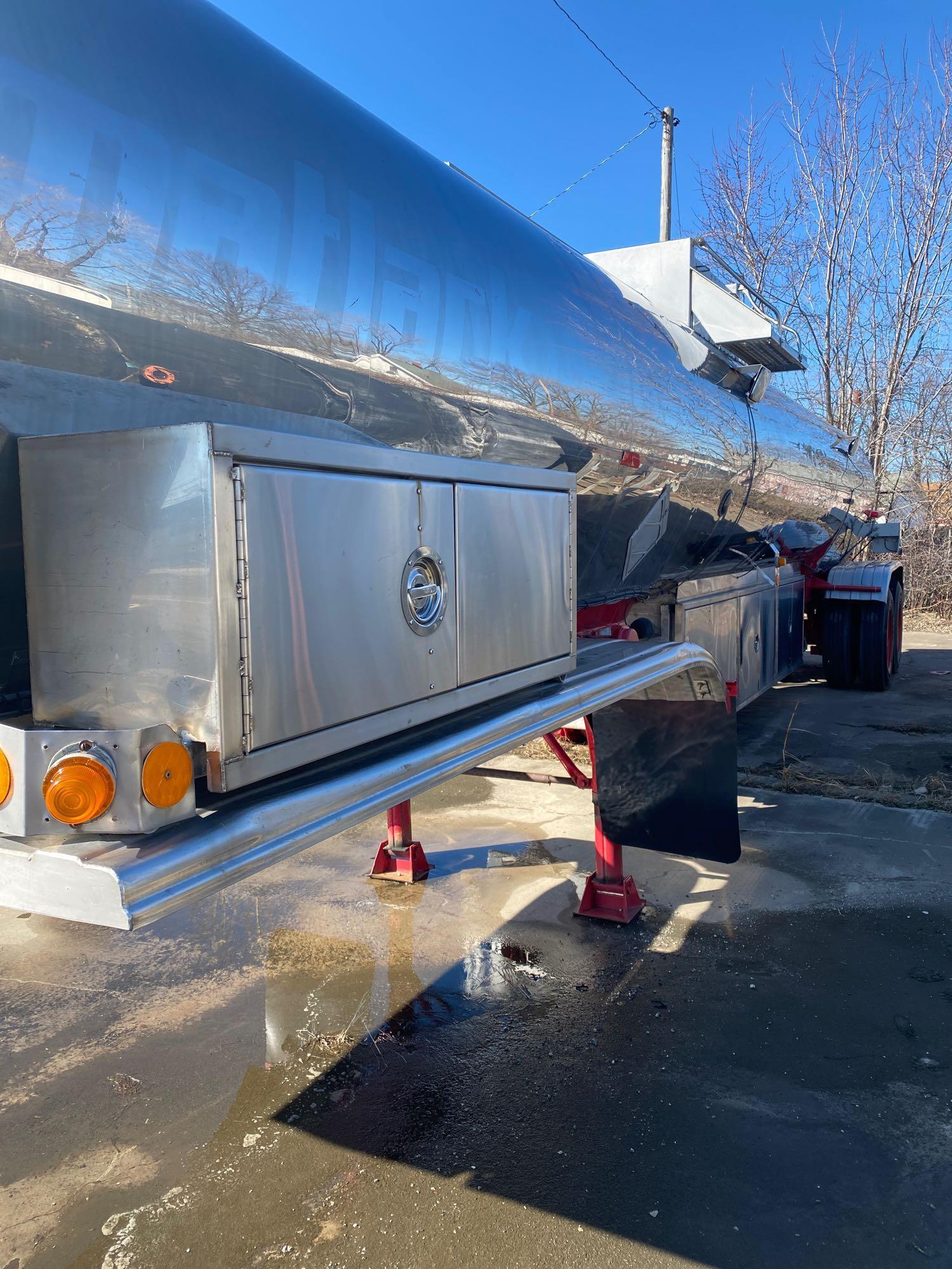 Fruehauf stainless Steel Tanker Trailer