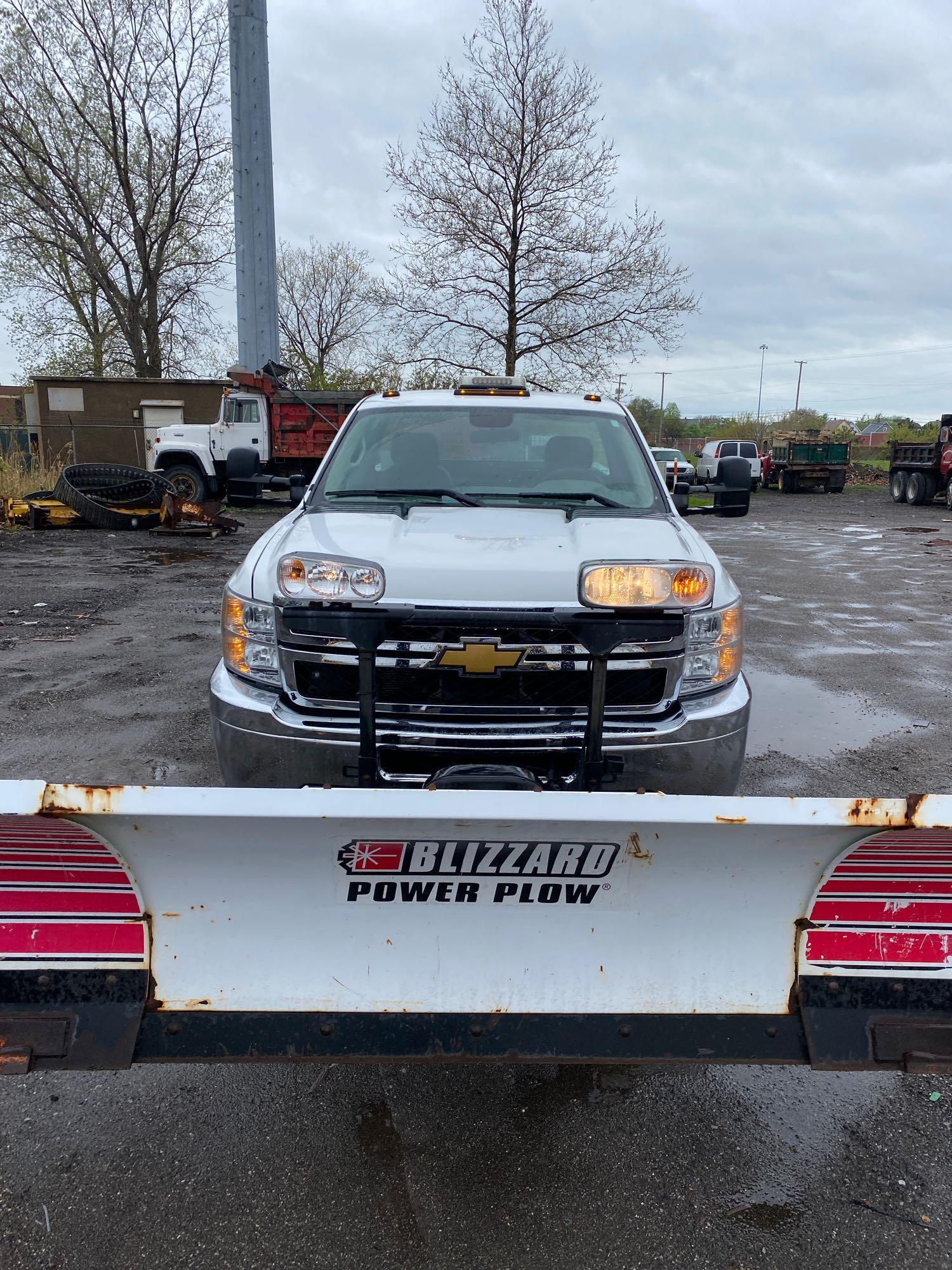 2013 Chevy Silverado 3500 4x4 Pickup Truck w/ Plow Setup