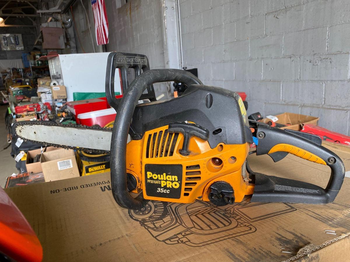 Poulan gas chainsaw