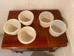 Vintage Tupperware Bowls and a Deviled Egg Tray