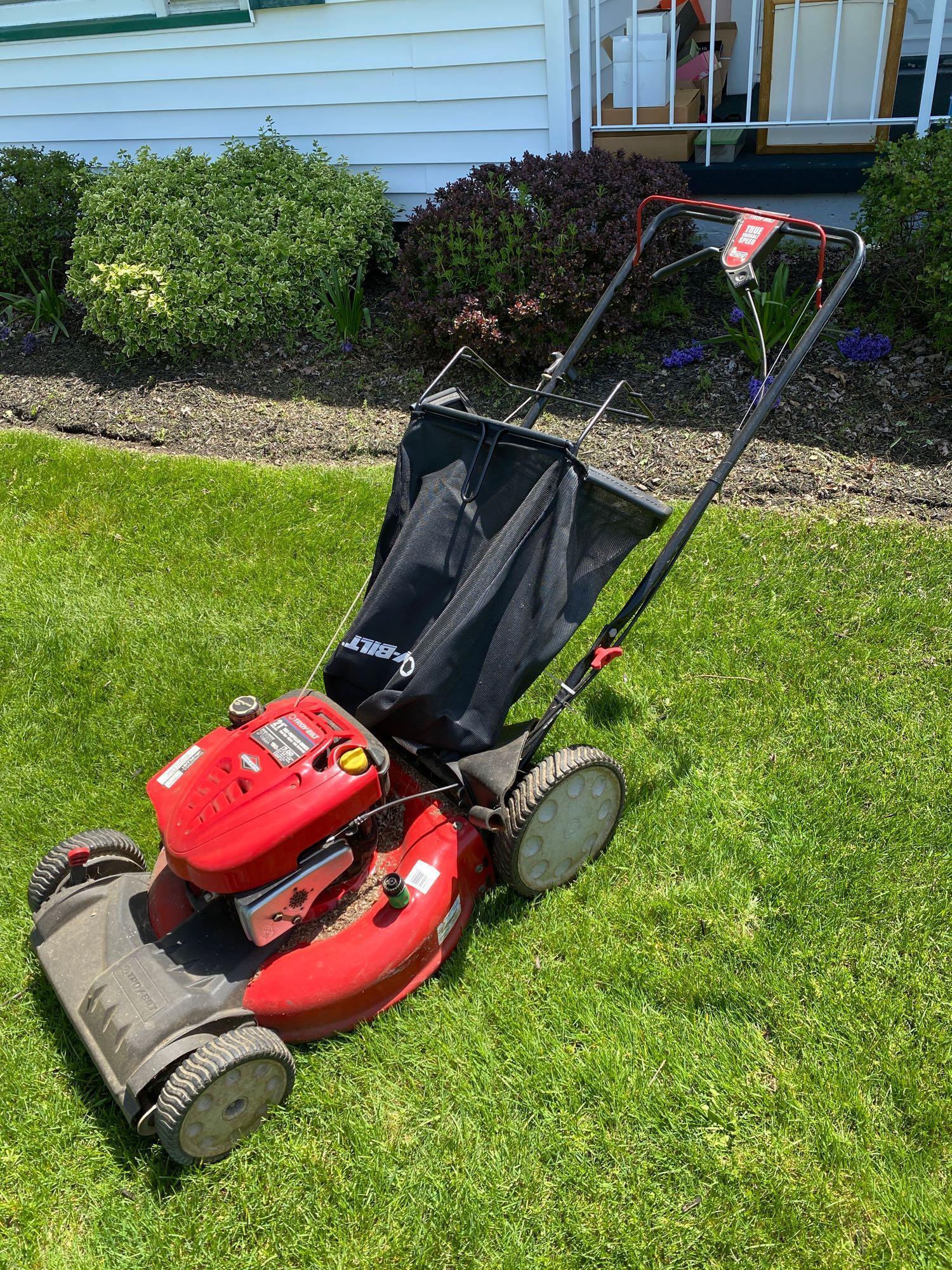 Troy-Bilt...Briggs & Stratton 700 Series Self-Propelled Push Mower