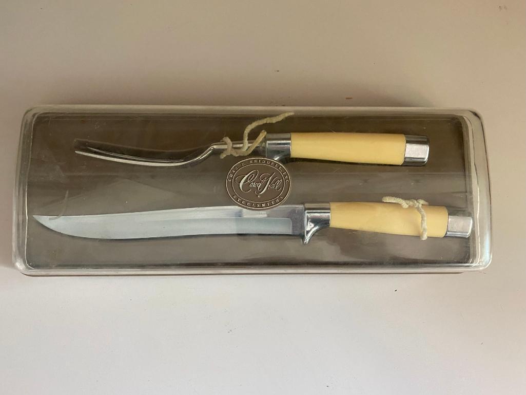 Charles D. Briddell, Inc. Steelsmiths..."Carvel Hall" Boxed Carving Set