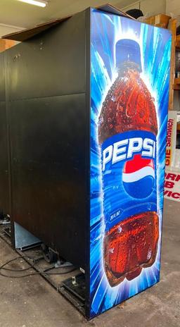 Sliding Glass Door Pepsi Merchandiser Refrigerator with Shelves