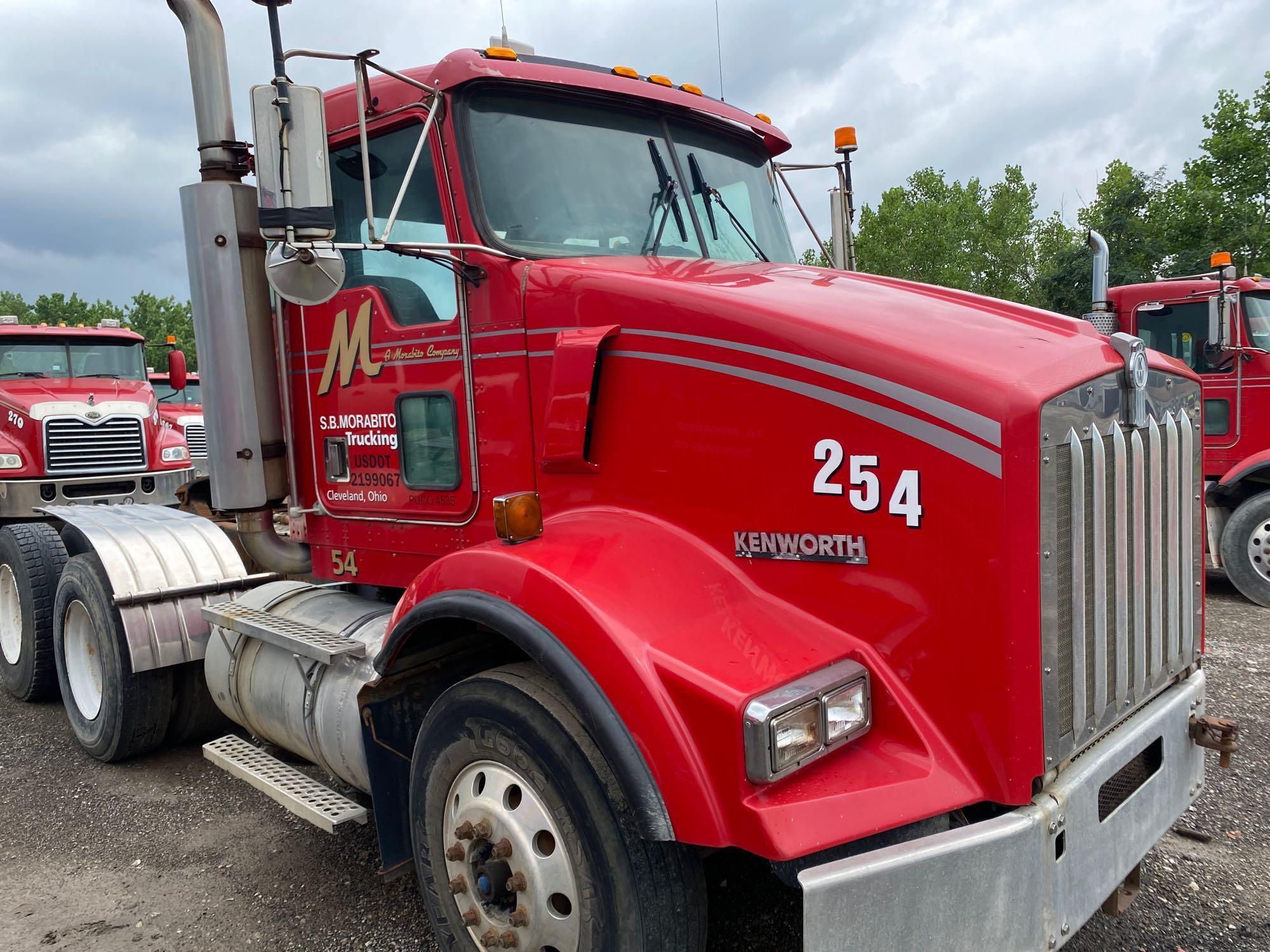 1999 Kenworth T800 Tractor