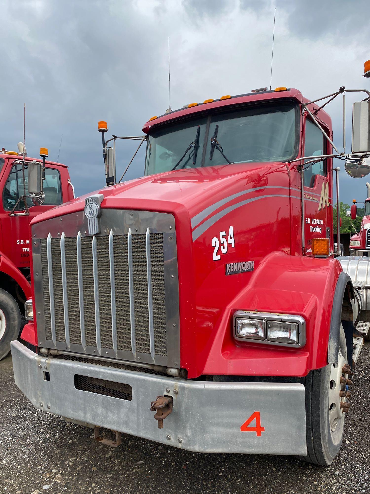 1999 Kenworth T800 Tractor