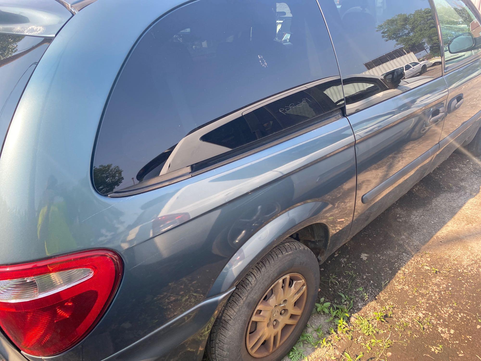 2005 Dodge Grand Caravan