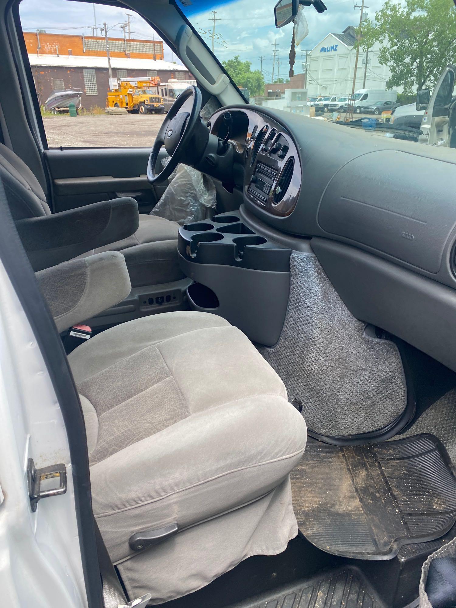 2006 Ford Econoline Conversion Van