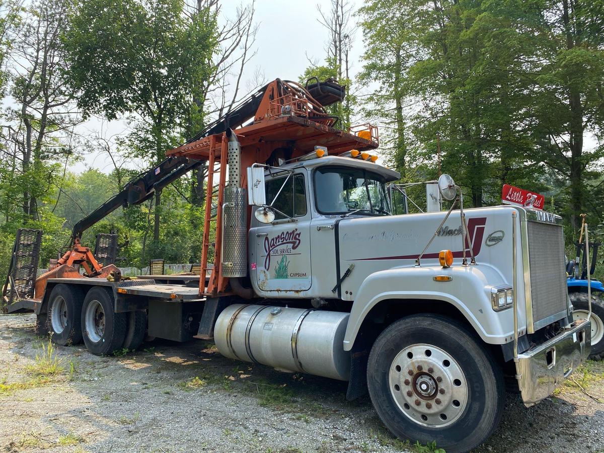 1986 Mack RW613 Grapple Truck