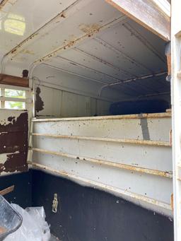 Circle D Co 14ft Gooseneck Horse Trailer