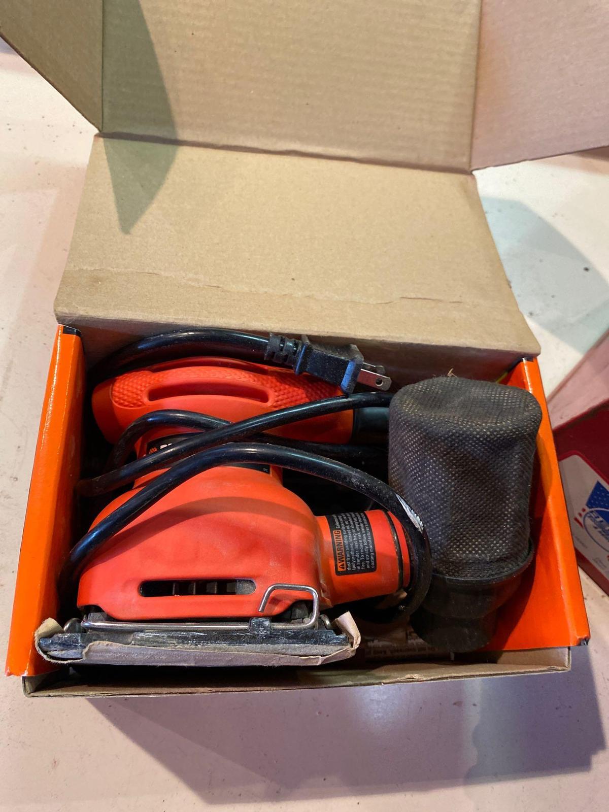 Black and Decker Palm Sander