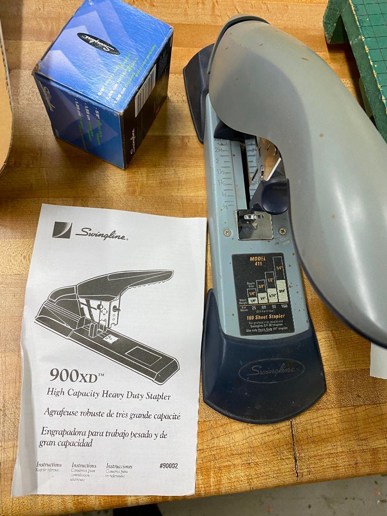 High Capacity Heavy Duty Stapler 900XD